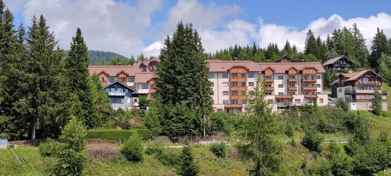 Familien-Garten-Suite Kanzelhoehe Gerlitzen - Gerlitzenurlaub At Kanzelhohe Exterior photo